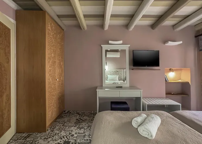 Vetus Oppidum Boutique *